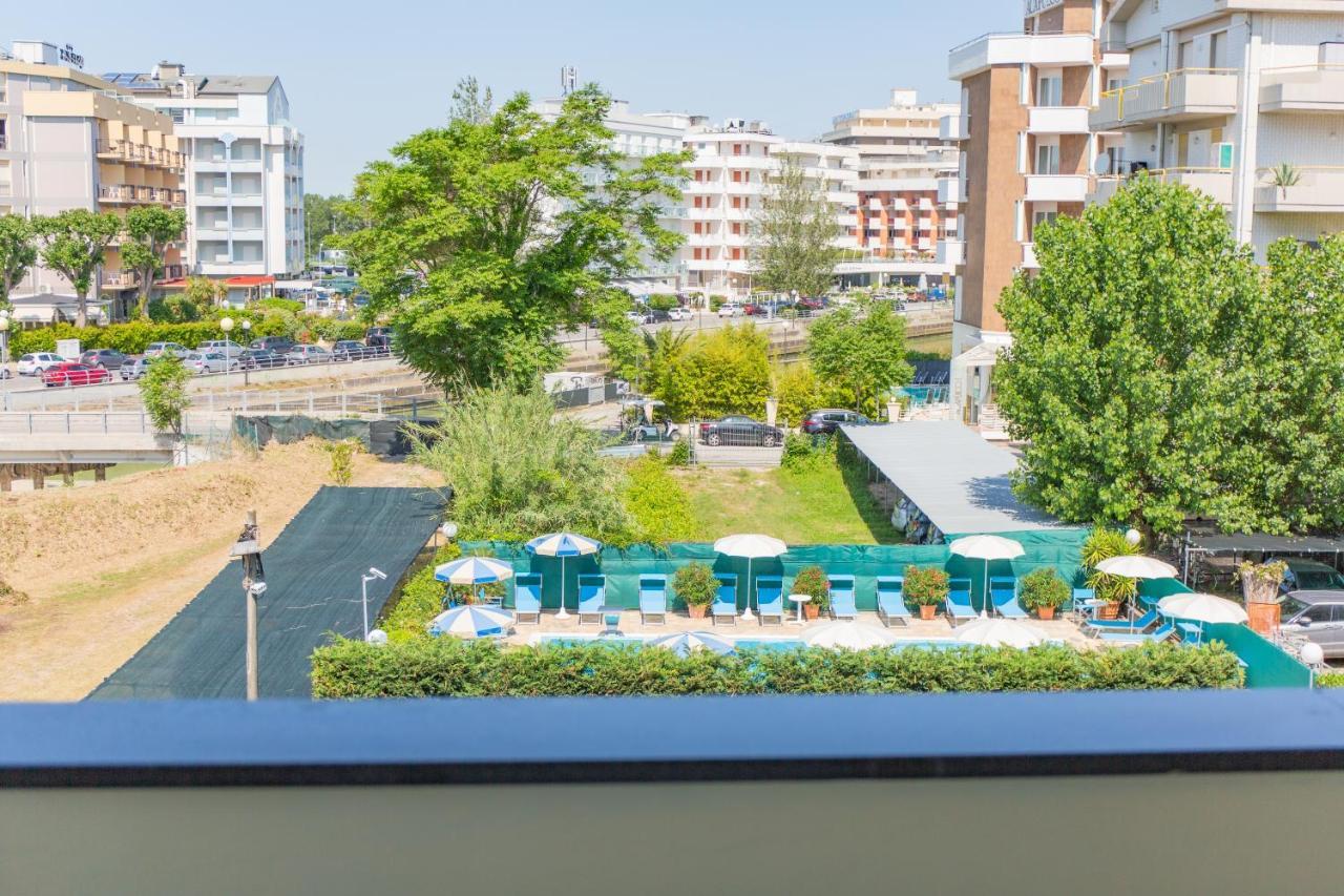 Residence Promenade Cattolica Exterior foto